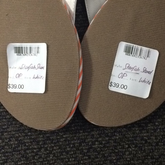 Brand new designer style starfish sandals - Picture 6 of 6